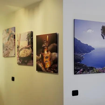 Italia Apartment