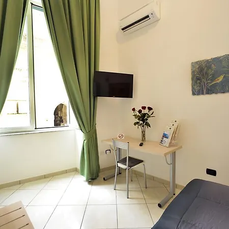 Italia Apartment *